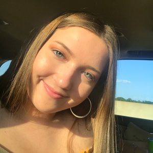 Meet your Posher, Kendall